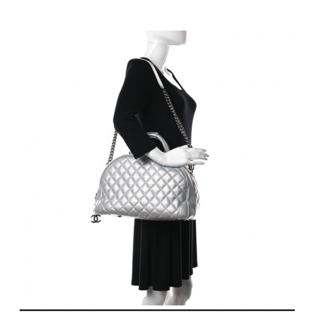 AUTHENTIC CHANEL Metallic Quilted Med Airlines Round Trip Bowling Bag Silver